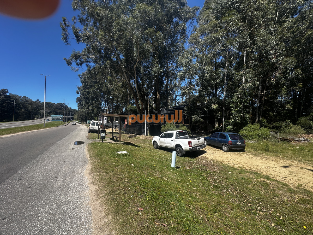 Terreno ID.2766 - Venta terreno comercial en Solanas 