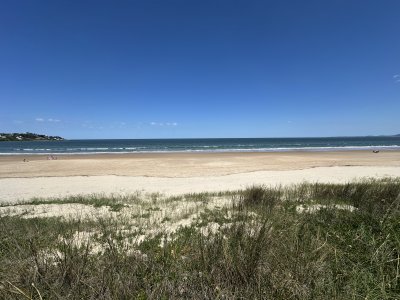Terreno sobre el mar