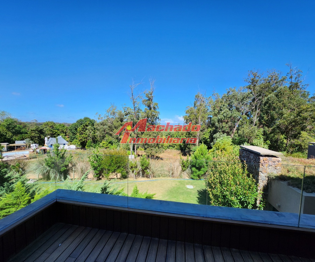 Lomo de la Ballena - GoPunta - Portal Inmobiliario de Punta del Este - Maldonado