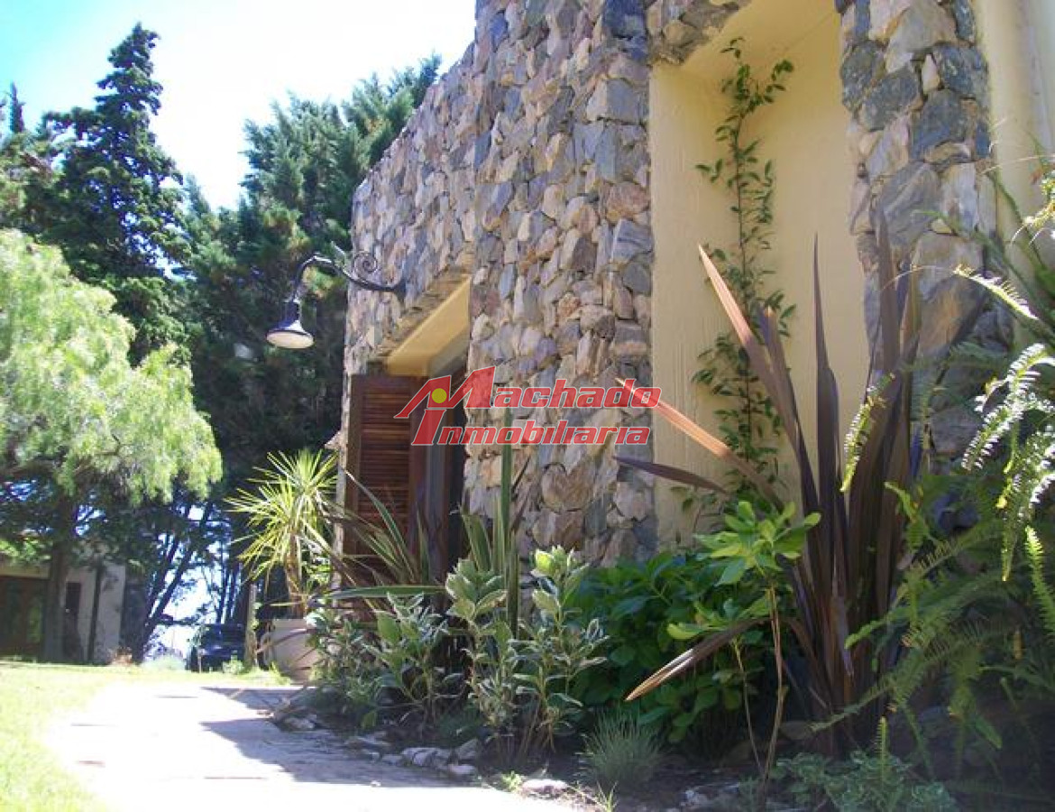 Camino Lussich - GoPunta - Portal Inmobiliario de Punta del Este - Maldonado
