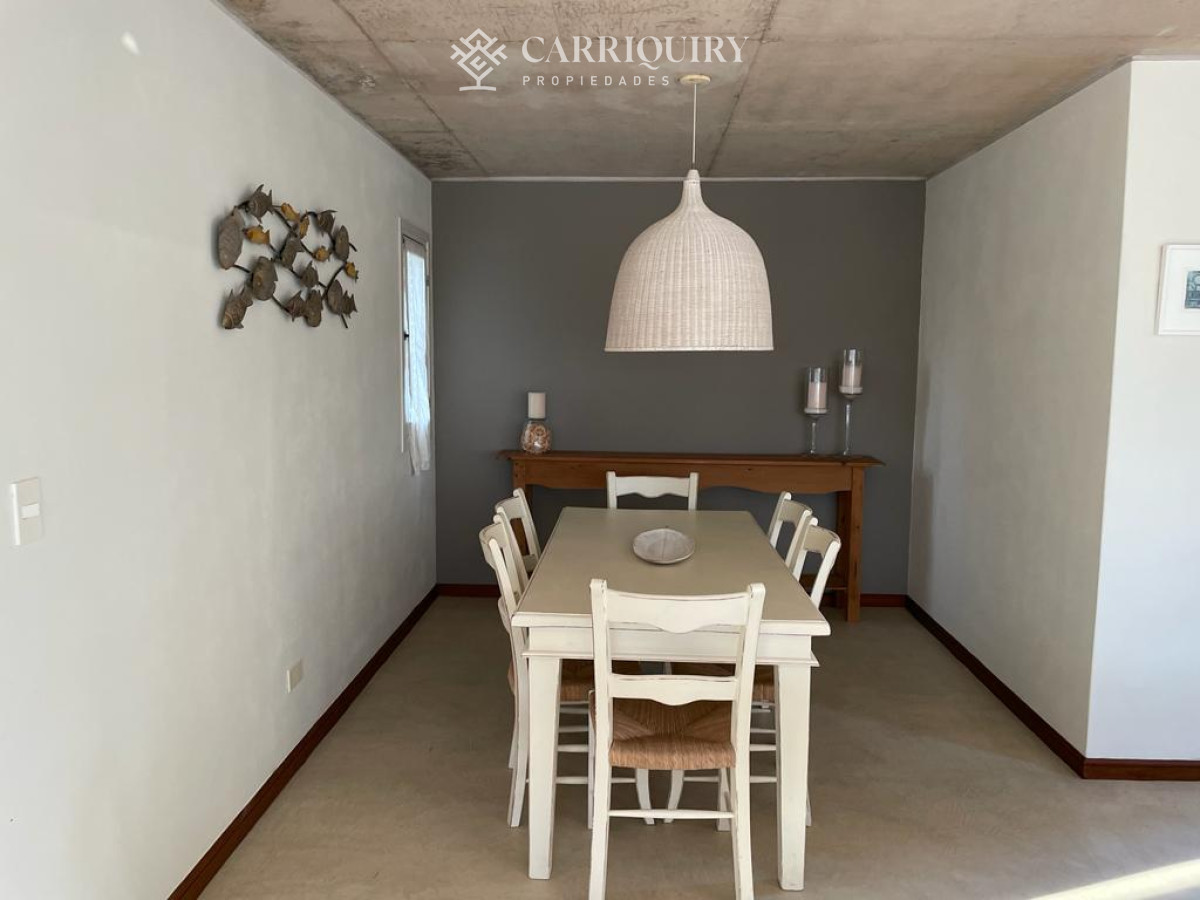Casa ID.7487/Alquiler-casa-3-dormitorios-mas-servicio-en-Manantiales- - Venta casa con vista al mar. Punta Ballena 
