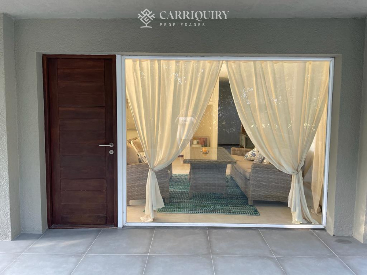 Casa ID.7487/Alquiler-casa-3-dormitorios-mas-servicio-en-Manantiales- - Venta casa con vista al mar. Punta Ballena 