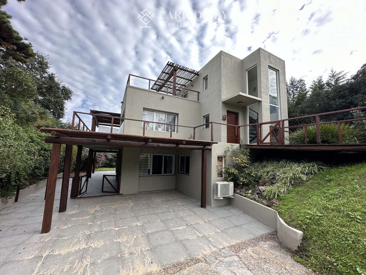 Casa ID.7487/Alquiler-casa-3-dormitorios-mas-servicio-en-Manantiales- - Venta casa con vista al mar. Punta Ballena 
