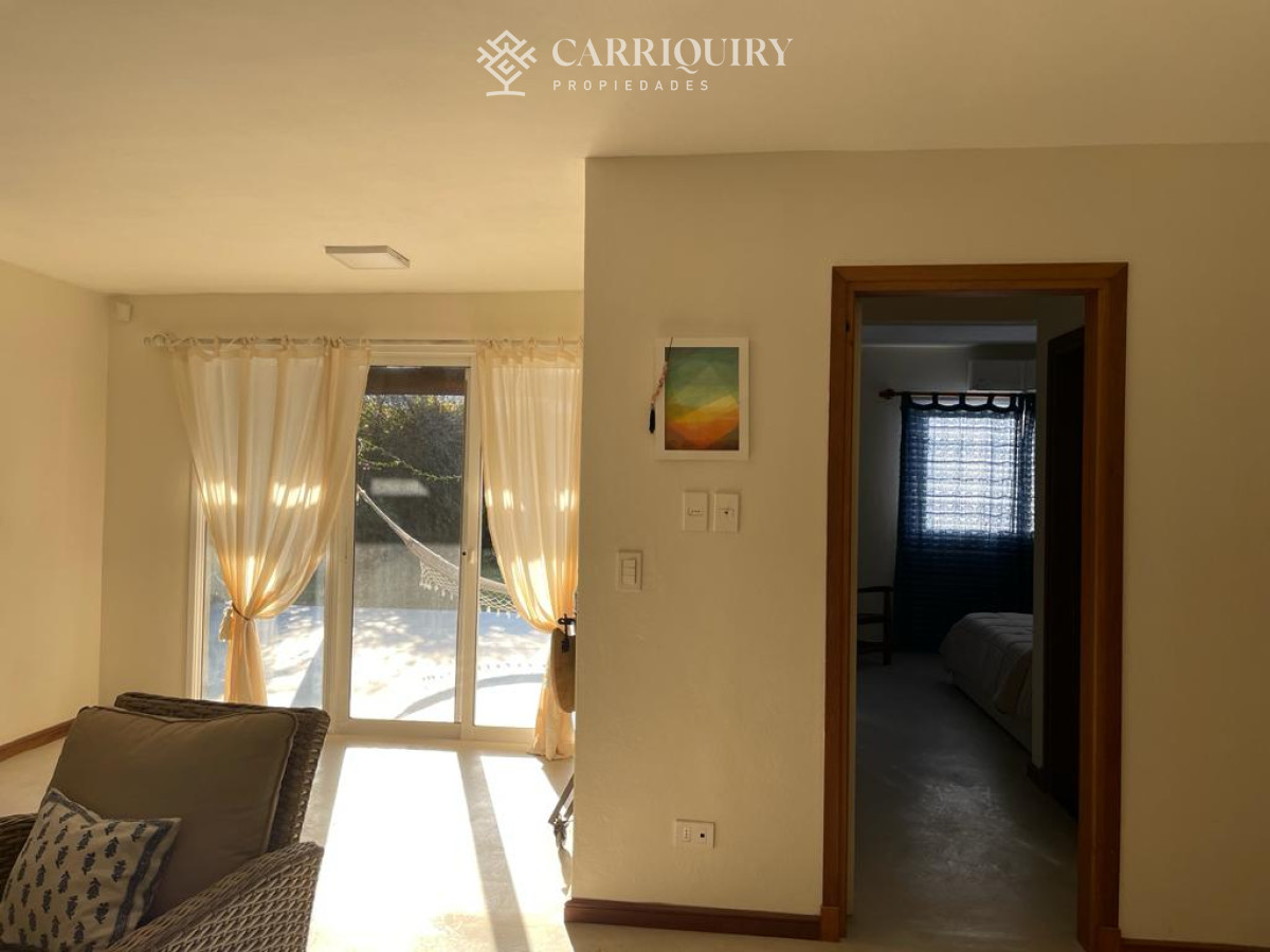 Casa ID.7487/Alquiler-casa-3-dormitorios-mas-servicio-en-Manantiales- - Venta casa con vista al mar. Punta Ballena 