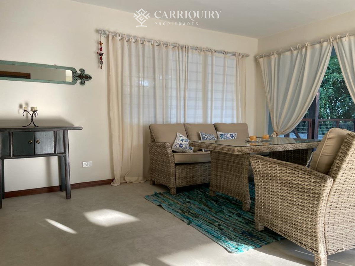 Casa ID.7487/Alquiler-casa-3-dormitorios-mas-servicio-en-Manantiales- - Venta casa con vista al mar. Punta Ballena 