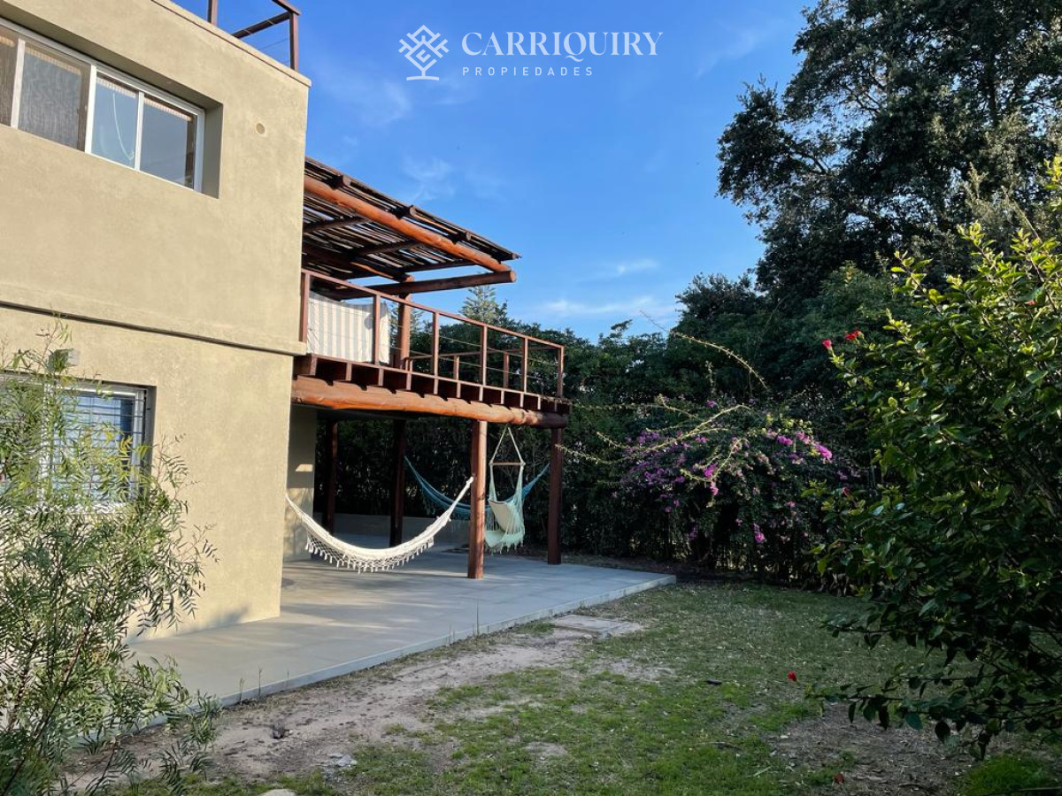 Casa ID.7487/Alquiler-casa-3-dormitorios-mas-servicio-en-Manantiales- - Venta casa con vista al mar. Punta Ballena 