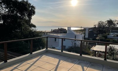 Venta casa con vista al mar. Punta Ballena