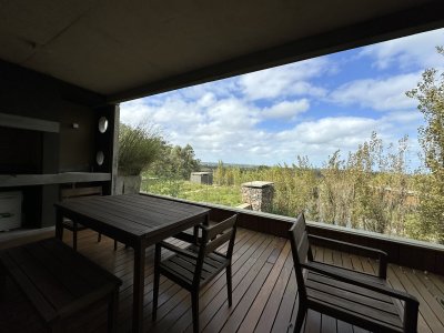 Venta de excelente apartamento en Punta Ballena 