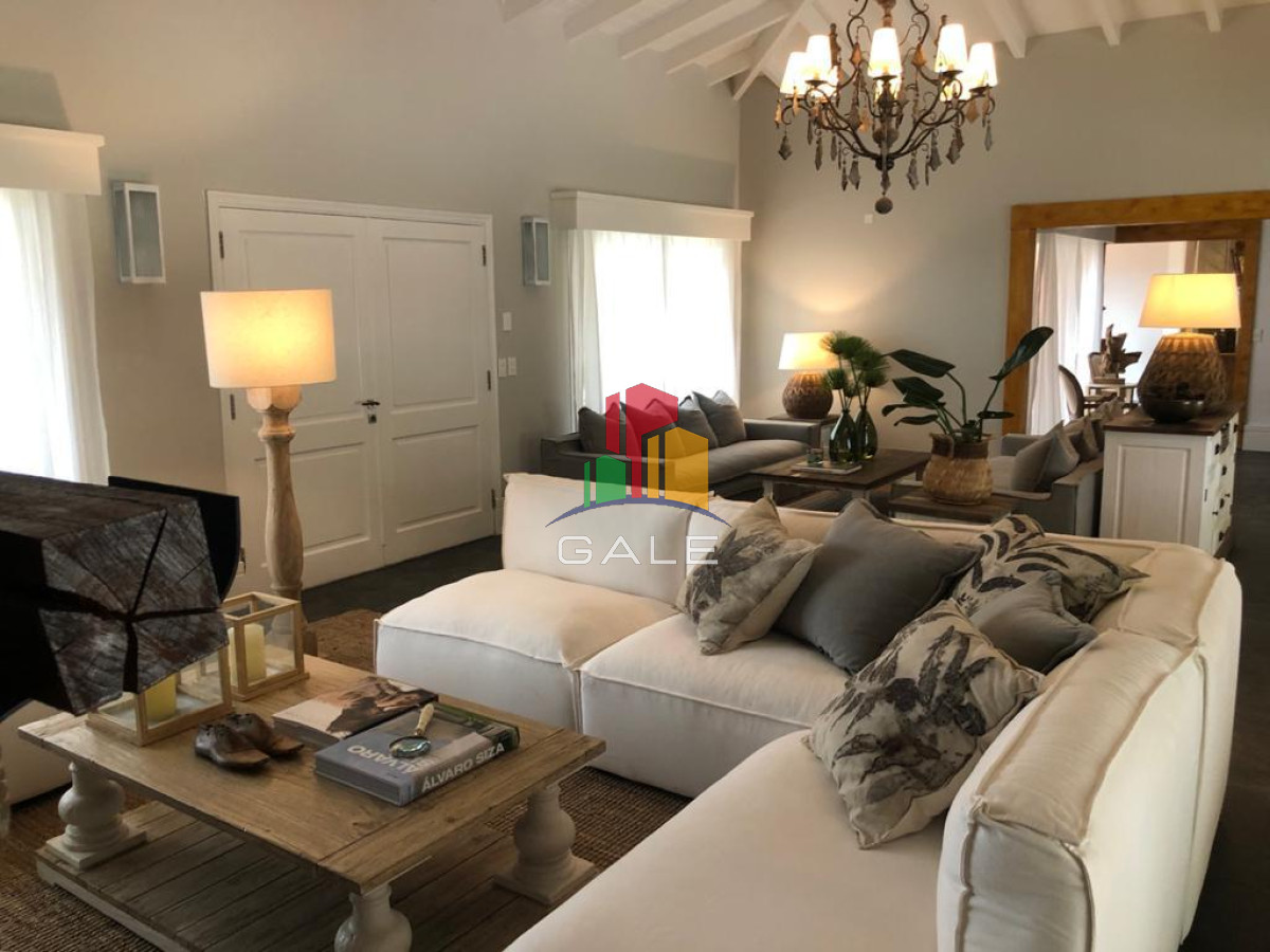 Casa ID.807 - Casa en Punta del Este, Laguna del Diario