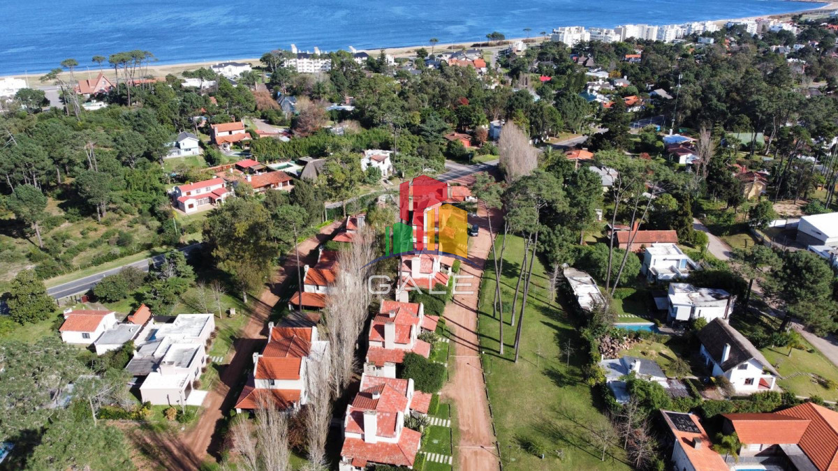 Terreno ID.4415 - Venta de lotes en barrio privado Punta del Este zona Pinares 