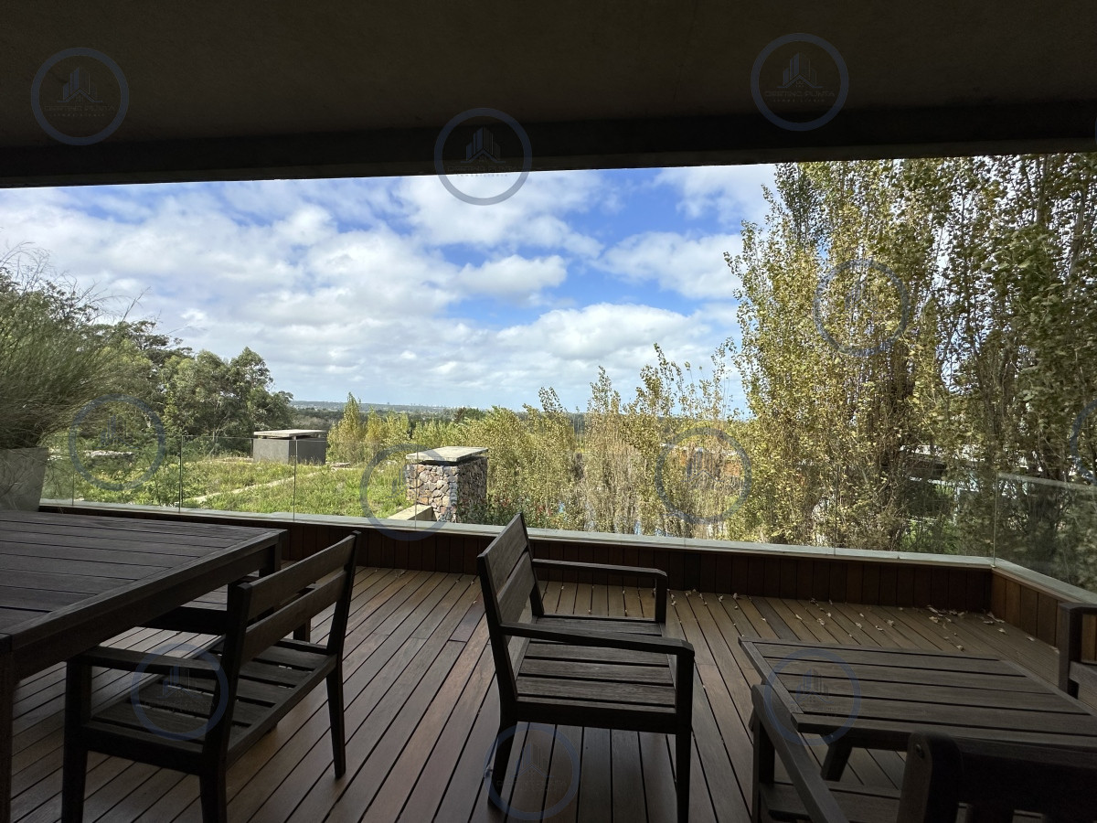 Apartamento ID.2486 - Venta de excelente apartamento en Punta Ballena 