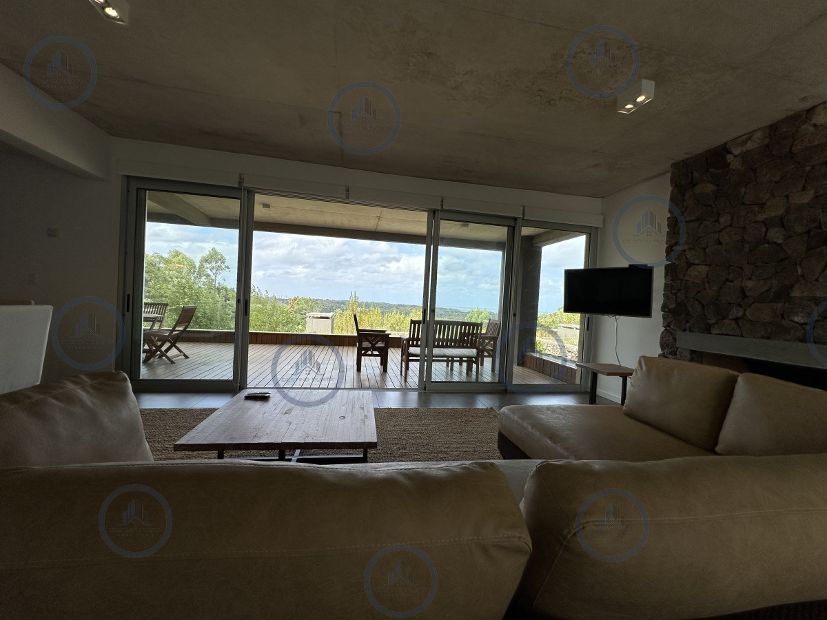 Apartamento ID.2486 - Venta de excelente apartamento en Punta Ballena 