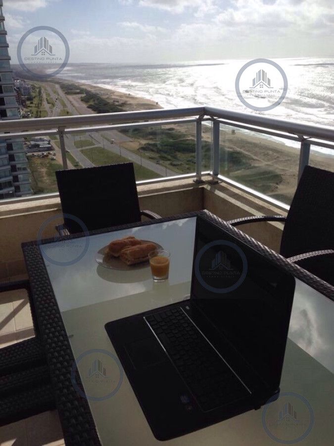 Apartamento ID.827 - Apartamento en Brava, 3 Dormitorios y Vista al Mar 
