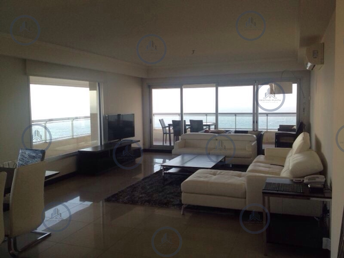 Apartamento ID.827 - Apartamento en Brava, 3 Dormitorios y Vista al Mar 
