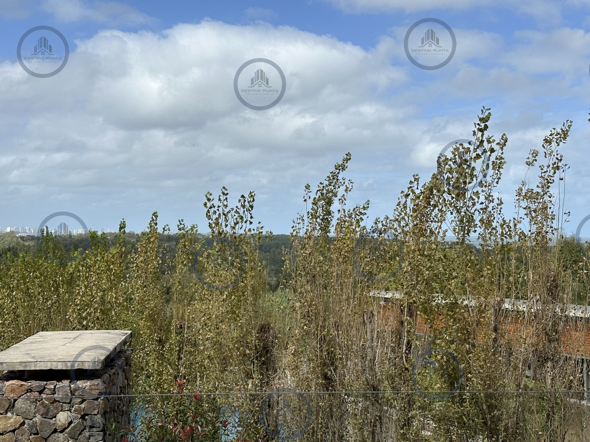 Apartamento ID.2486 - Venta de excelente apartamento en Punta Ballena 