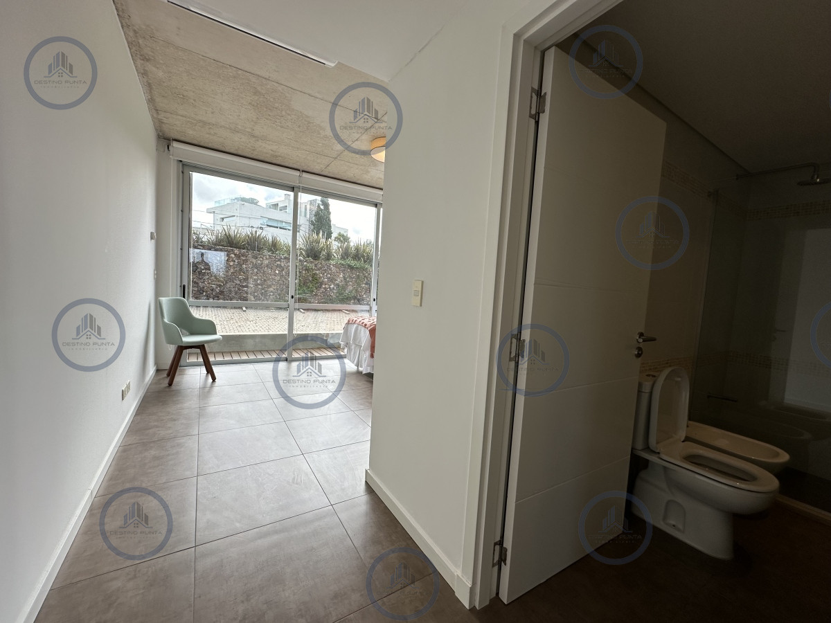 Apartamento ID.2486 - Venta de excelente apartamento en Punta Ballena 