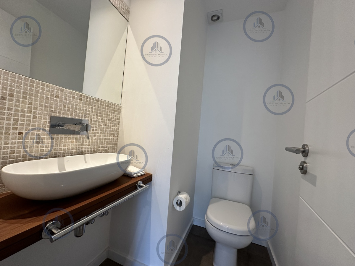 Apartamento ID.2486 - Venta de excelente apartamento en Punta Ballena 