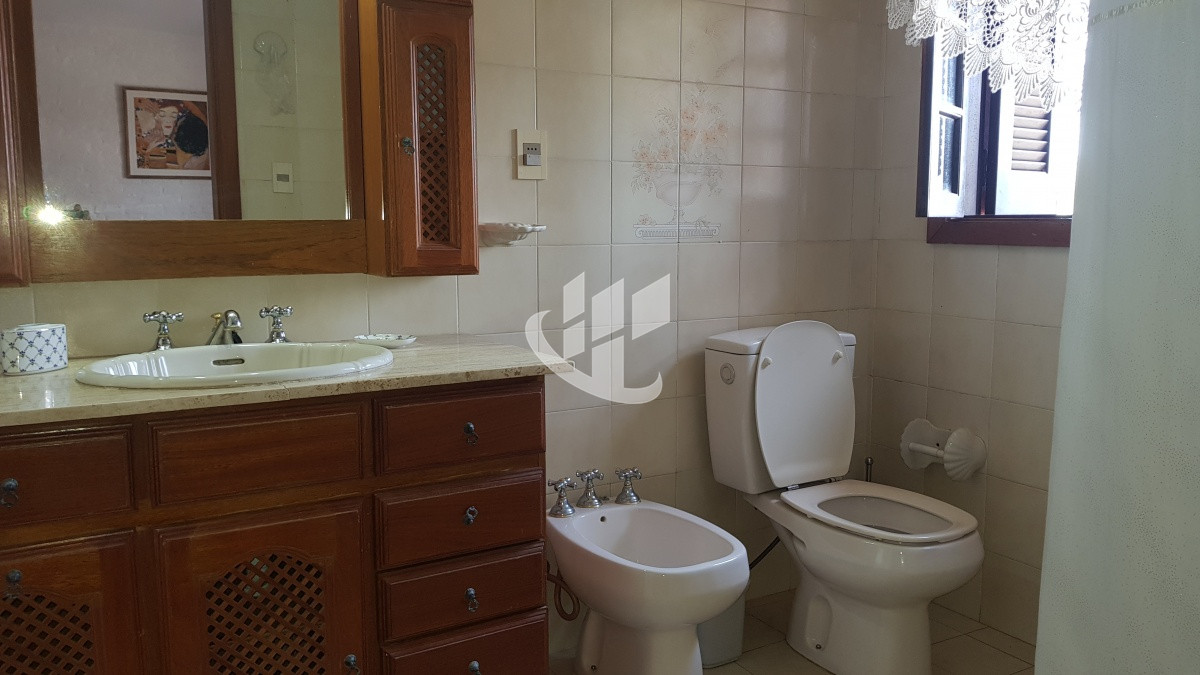 Casa ID.584 - Alquiler Temporada 5 dormitorios, Tio Tom, Punta del Este