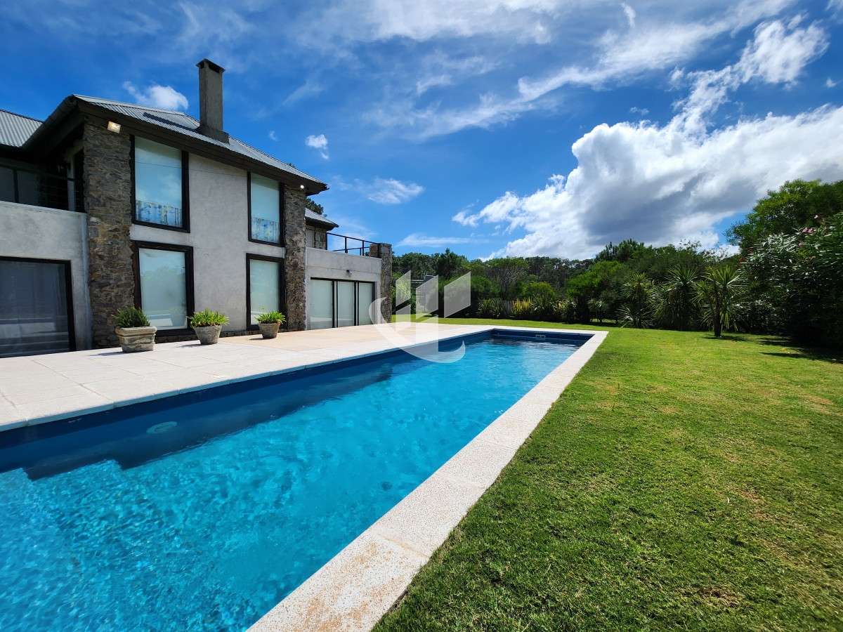 Casa ID.581 - Casa, Venta, 3 dormitorios, Chihuahua, Punta del Este