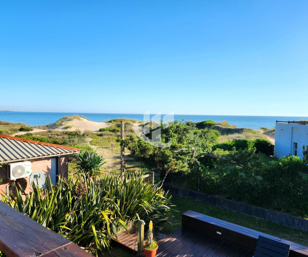 Casa ID.582 - Venta, Casa, 3 dormitorios, Tio Tom, Punta del Este
