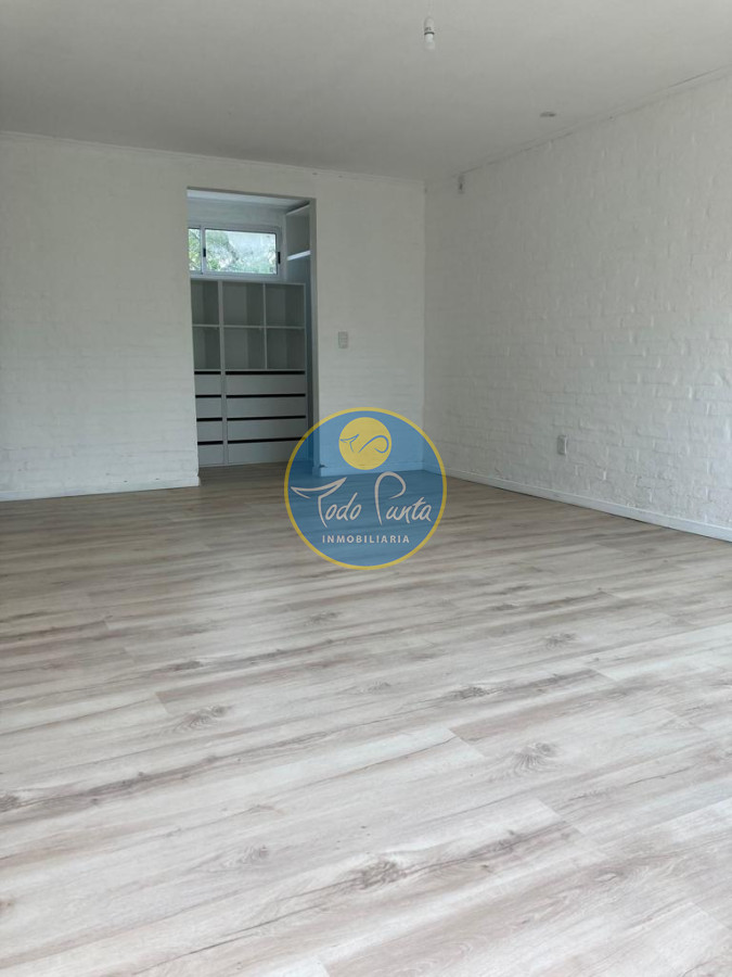 Miniatura de Casa de 3 dormitorios en Punta Ballena, Punta del Este | Todo Punta