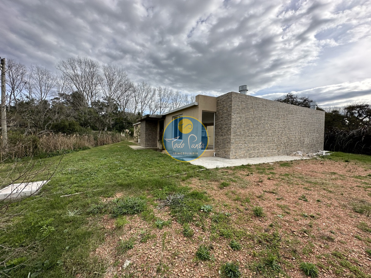 Miniatura de Casa de 3 dormitorios en Punta Ballena, Punta del Este | Todo Punta