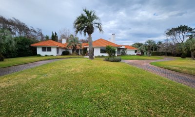 Venta casa 7 dormitorios en  Solanas, Punta Ballena