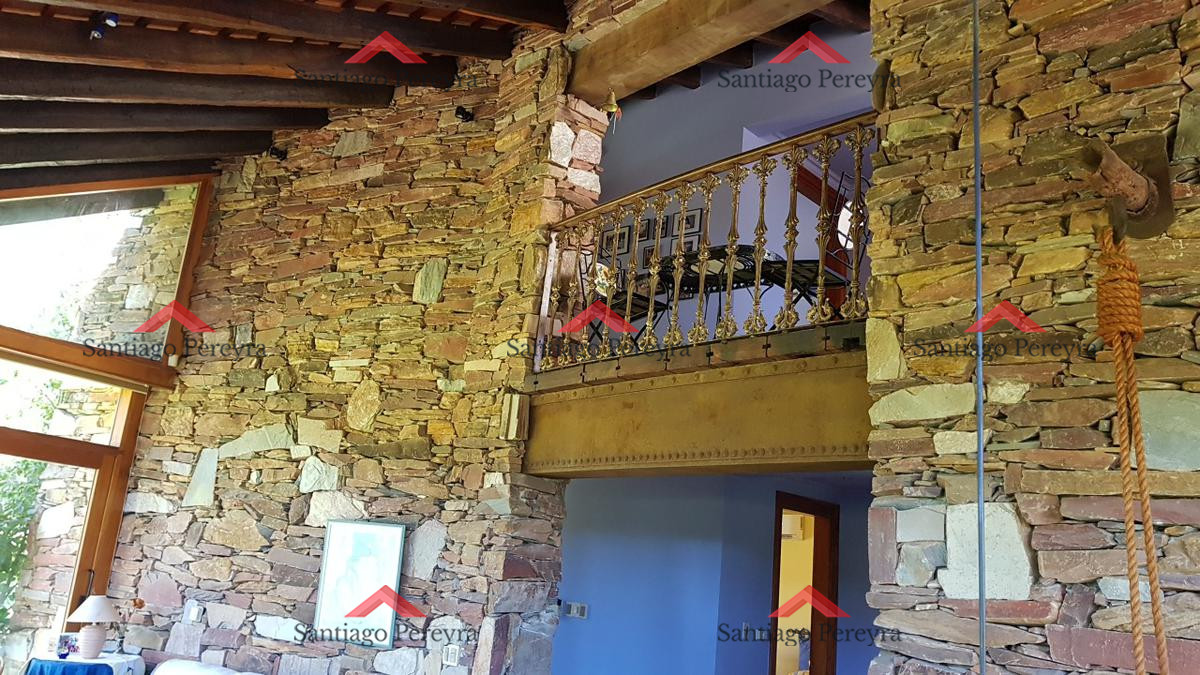 Casa ID.7500 - MUY BUENA CASA EN SOLANAS A 2 CUADRAS DE LA PLAYA