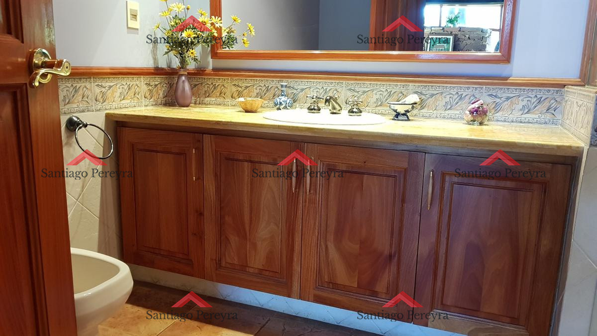 Casa ID.7500 - MUY BUENA CASA EN SOLANAS A 2 CUADRAS DE LA PLAYA