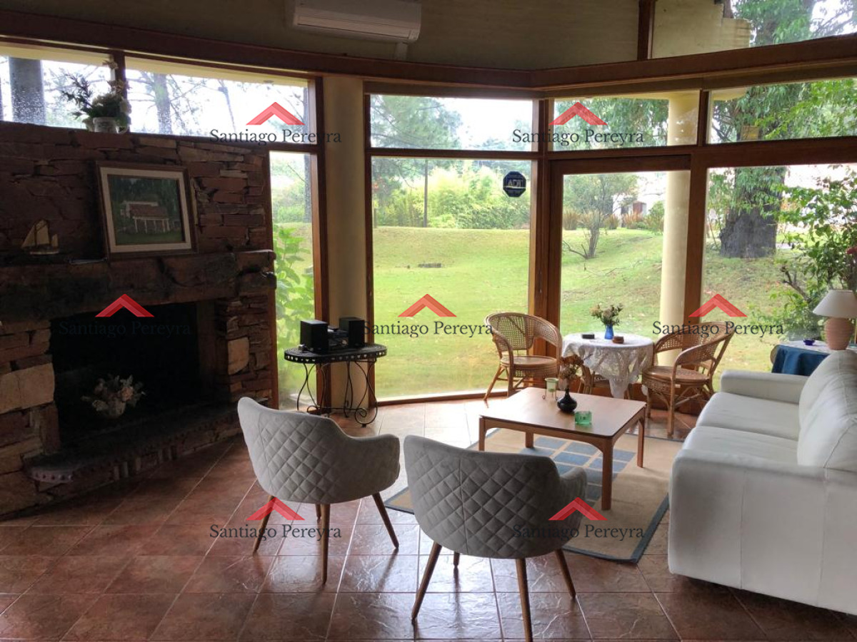 Casa ID.7500 - MUY BUENA CASA EN SOLANAS A 2 CUADRAS DE LA PLAYA