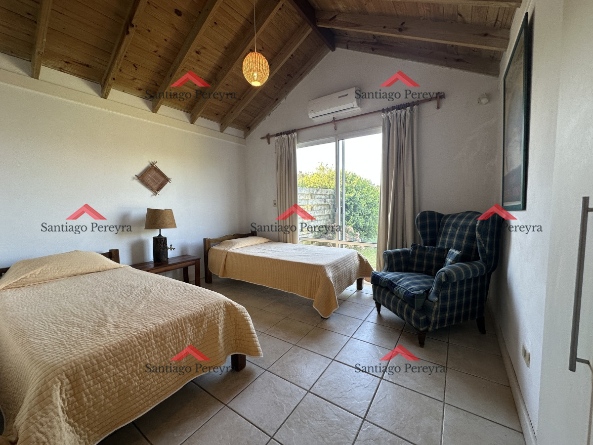 Casa ID.7498 - Linda casa en venta zona Tio Tom Punta ballena, vista al mar