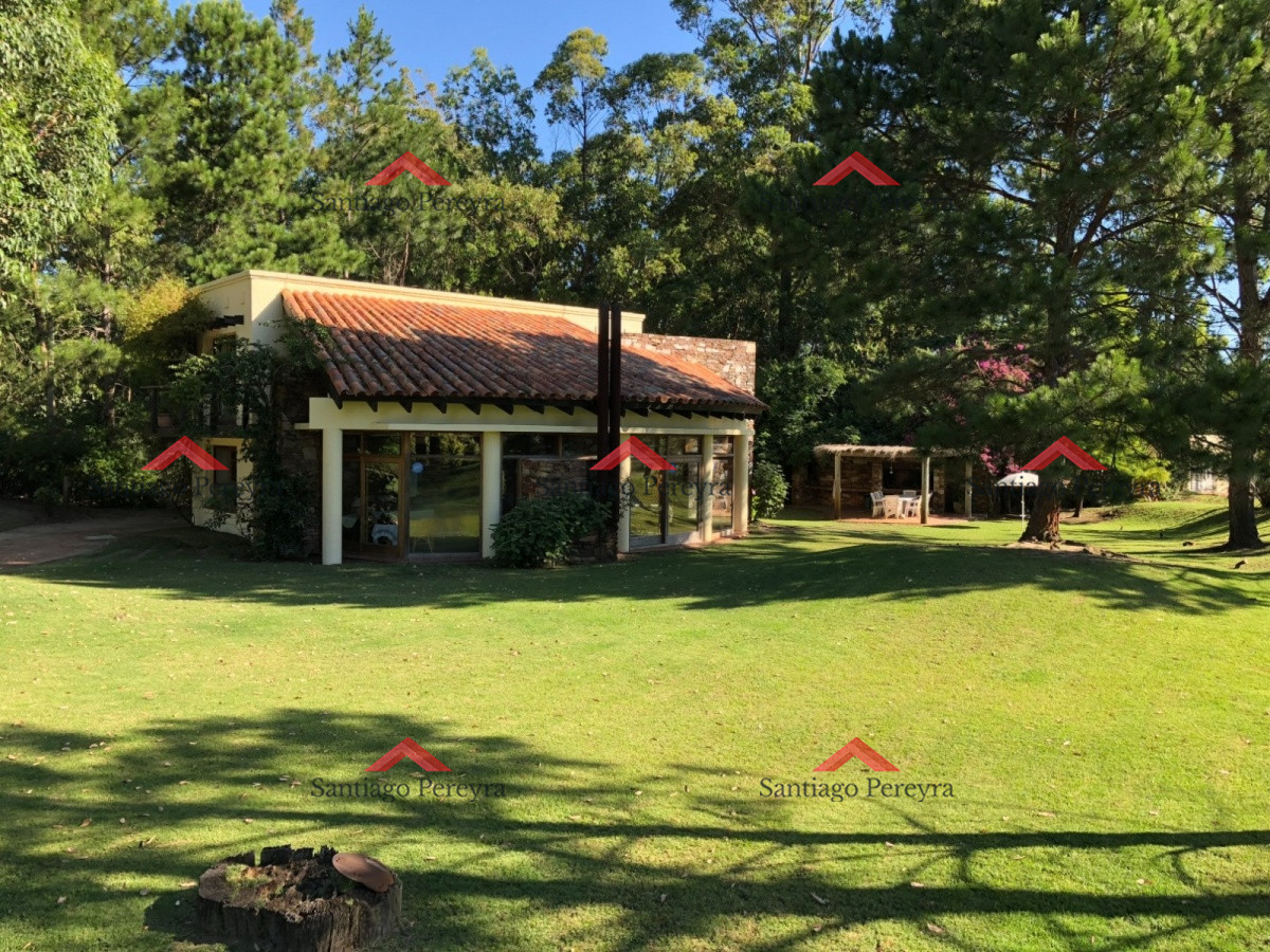 Casa ID.7500 - MUY BUENA CASA EN SOLANAS A 2 CUADRAS DE LA PLAYA