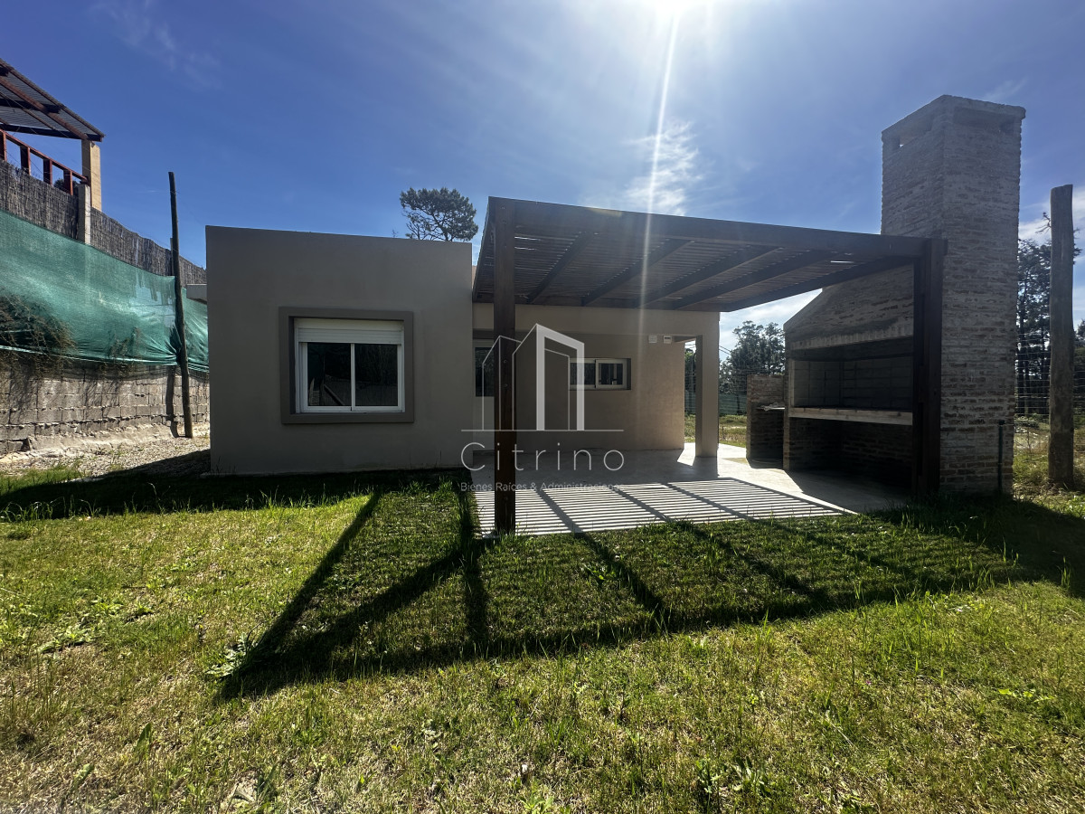 Casa ID.2051 - Venta casa zona Piedras del chileno. Playa mansa 