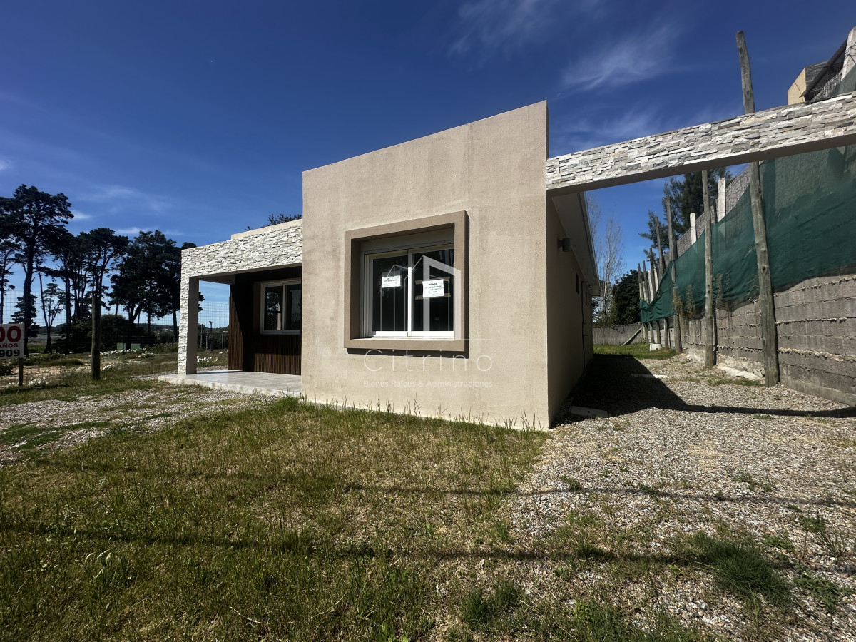 Casa ID.2051 - Venta casa zona Piedras del chileno. Playa mansa 