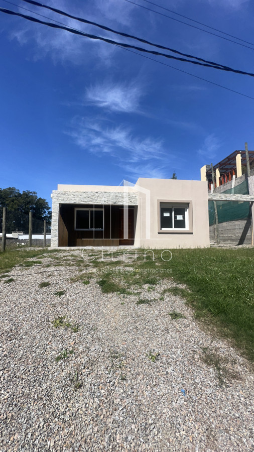 Casa ID.2051 - Venta casa zona Piedras del chileno. Playa mansa 