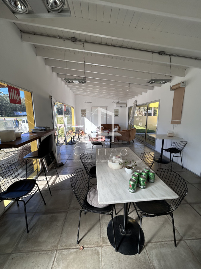 Local Comercial ID.2756 - Local en Punta Ballena, 