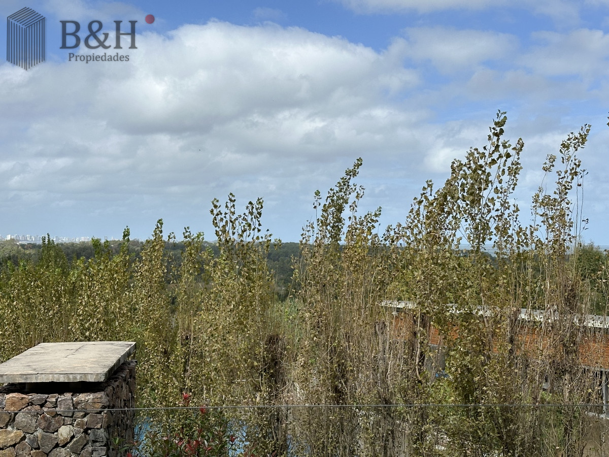 Apartamento ID.7459 - Venta de excelente apartamento en Punta Ballena 