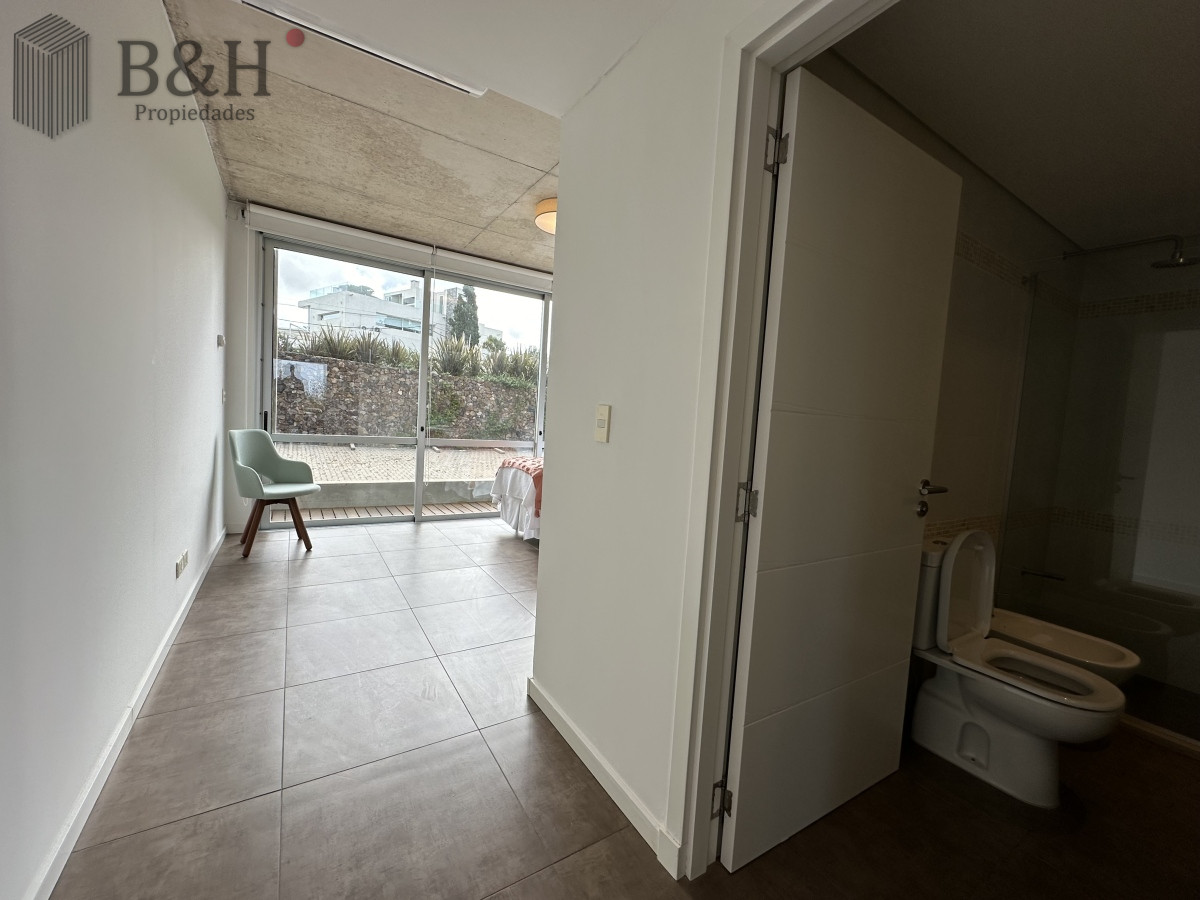 Apartamento ID.7459 - Venta de excelente apartamento en Punta Ballena 