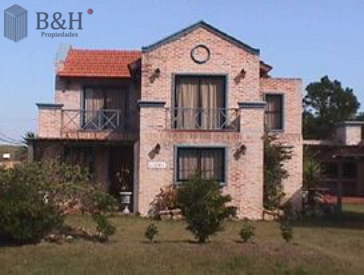 Casa ID.6465 - CASA EN PROPIEDAD HORIZONTAL, EN ZONA DE TIO TOM