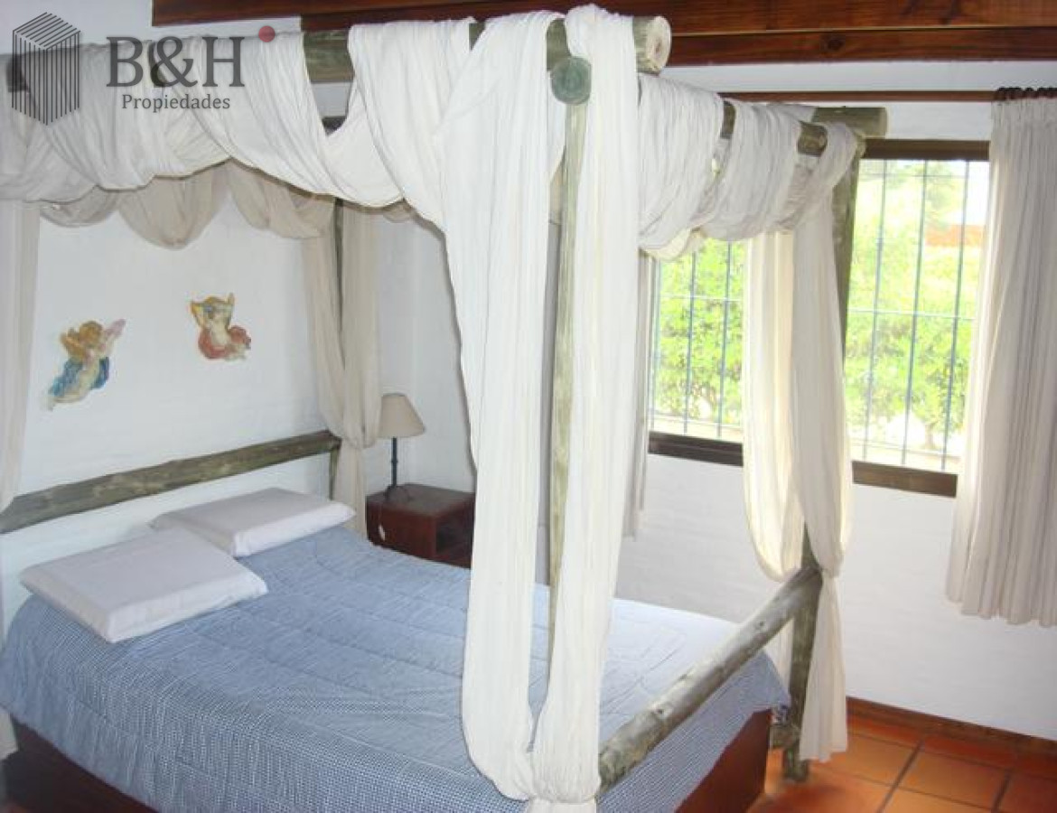 Casa ID.6465 - CASA EN PROPIEDAD HORIZONTAL, EN ZONA DE TIO TOM