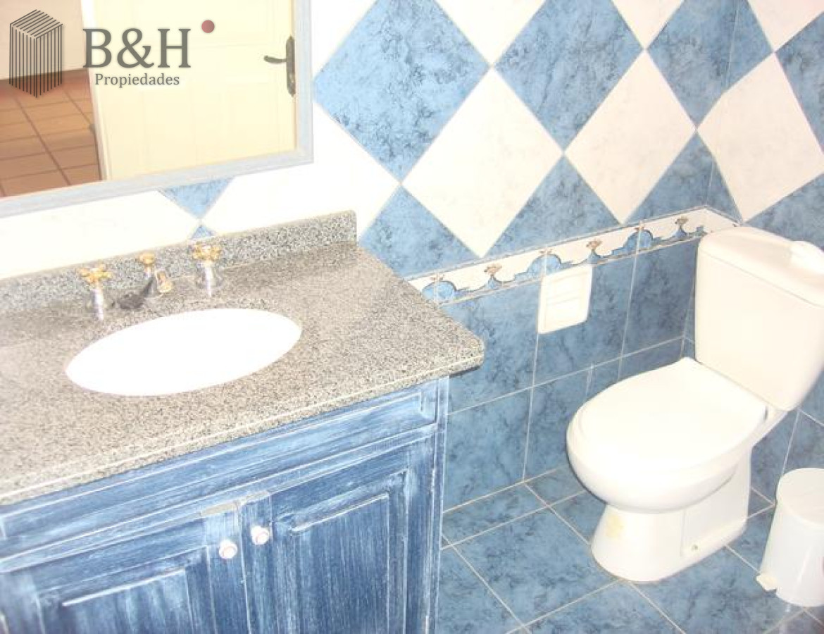 Casa ID.6465 - CASA EN PROPIEDAD HORIZONTAL, EN ZONA DE TIO TOM