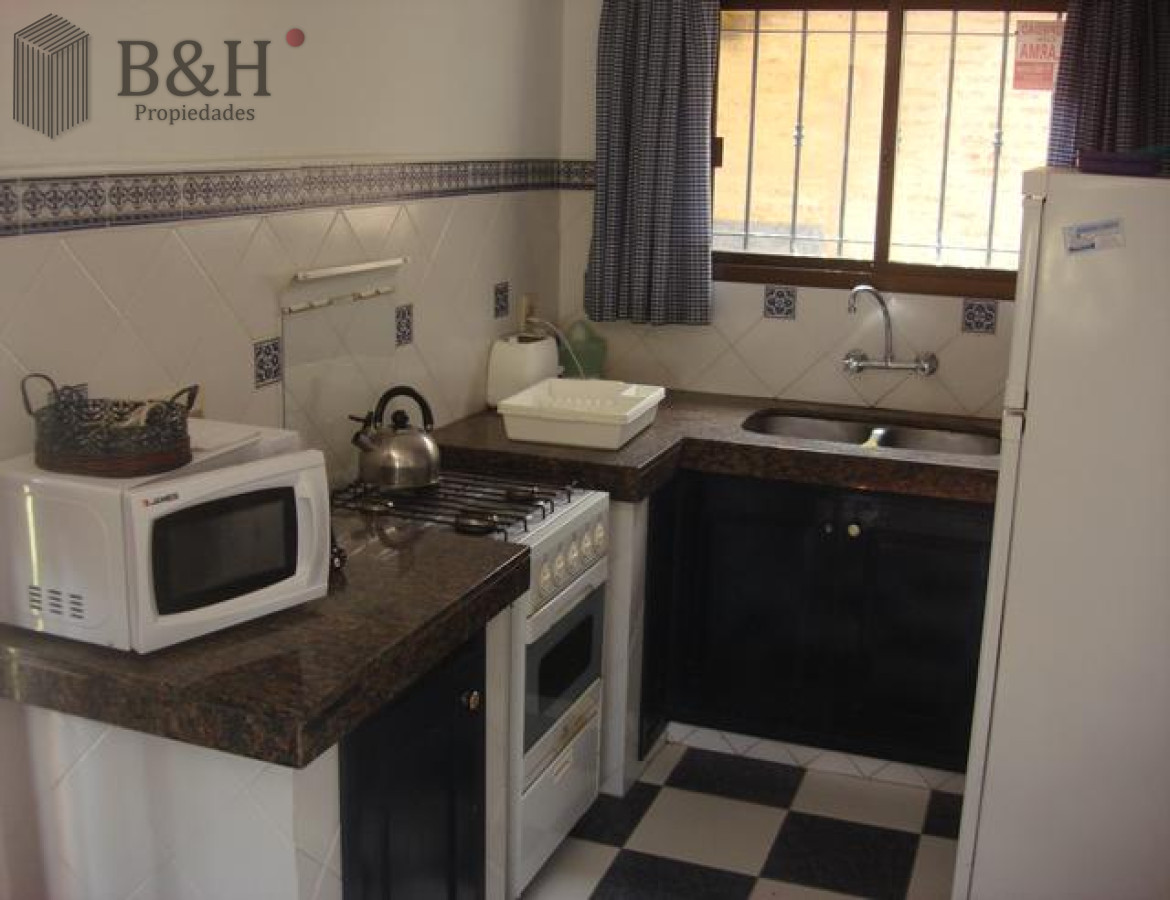 Casa ID.6465 - CASA EN PROPIEDAD HORIZONTAL, EN ZONA DE TIO TOM