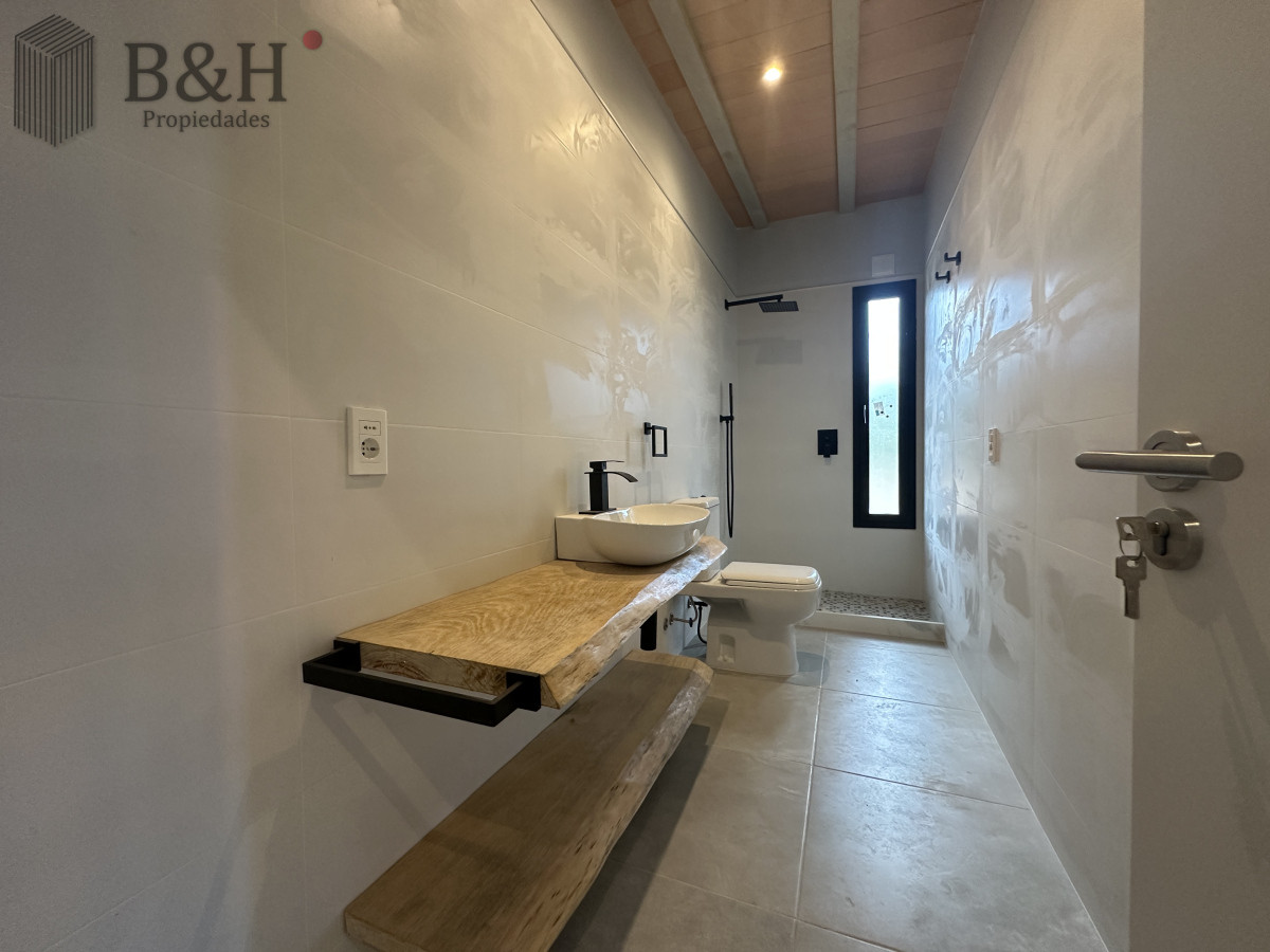Casa ID.6466 - Venta casa a estrenar en barrio Club del lago Punta Ballena 