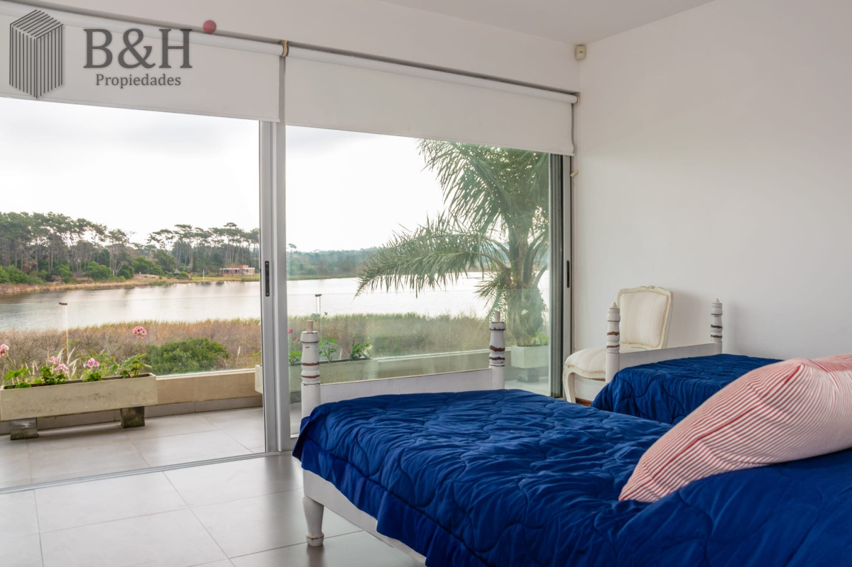 Casa ID.7204 - Venta casa en Laguna del Diario 