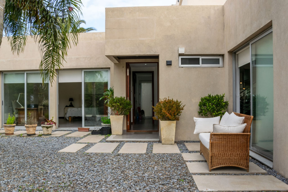 Casa ID.7204 - Venta casa en Laguna del Diario 