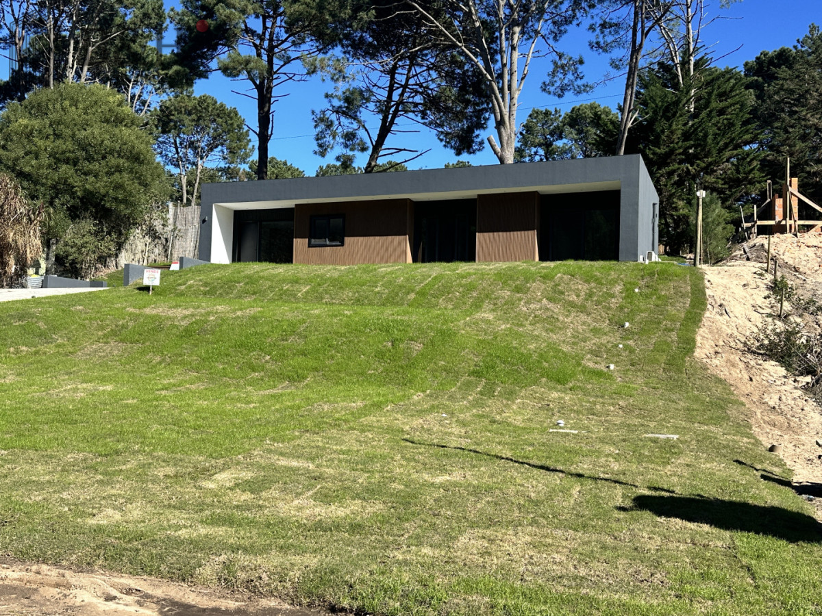 Casa ID.6008 - Venta casa en Club del lago Punta Ballena 