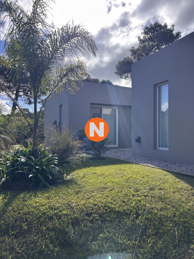 Casa Ref.225399 - Venta casa en zona Chihuahua, Punta Ballena 