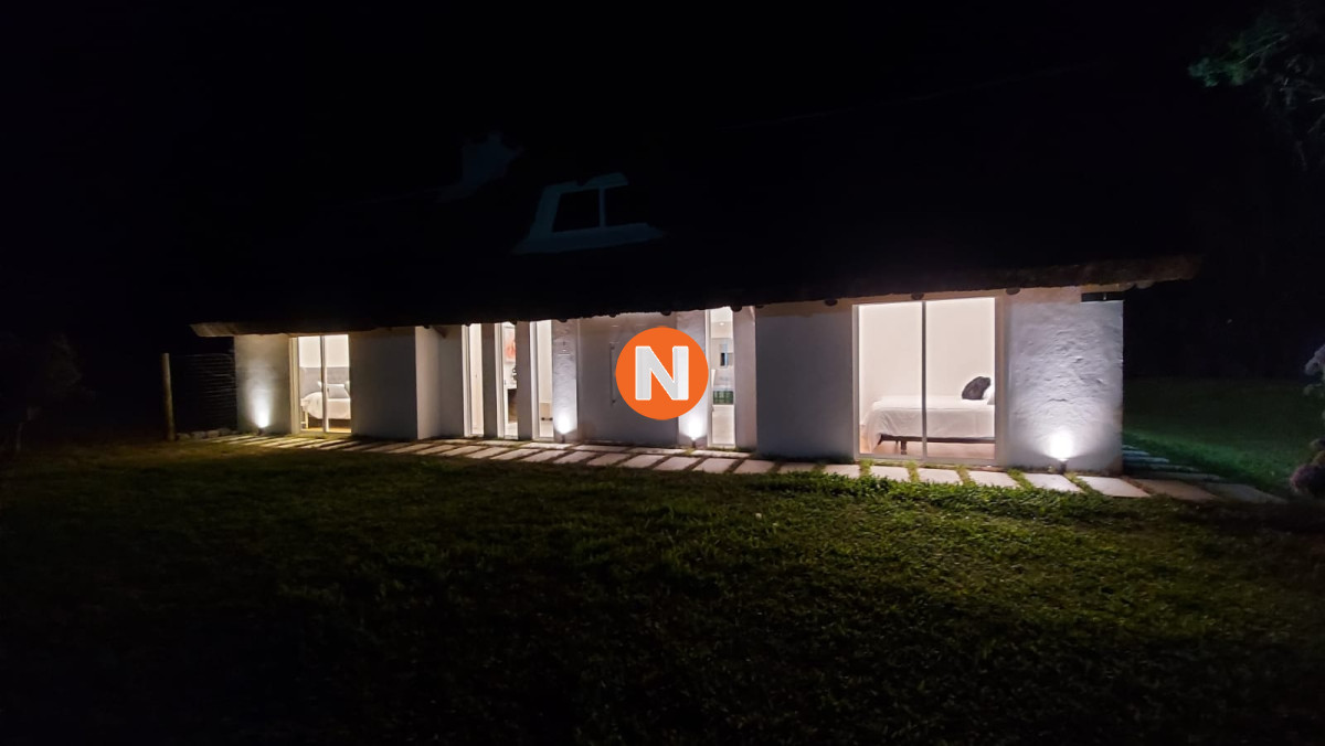 Casa Ref.225395 - Casa en alquiler y venta