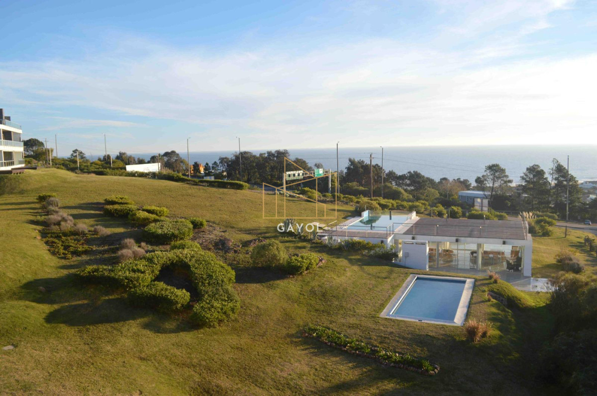 Apartamento ID.976 - Venta apartamento en Punta Ballena 