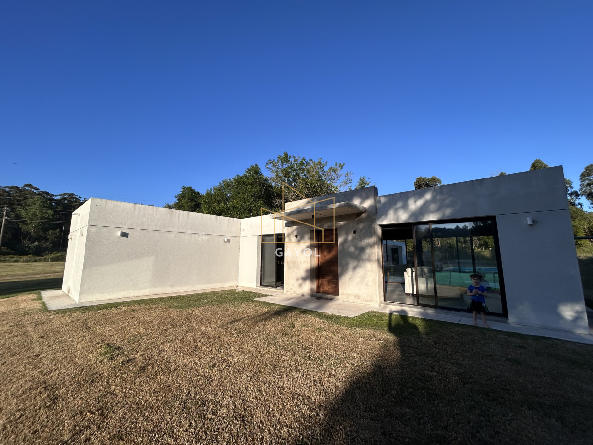 Casa ID.1335 - Verde mora 